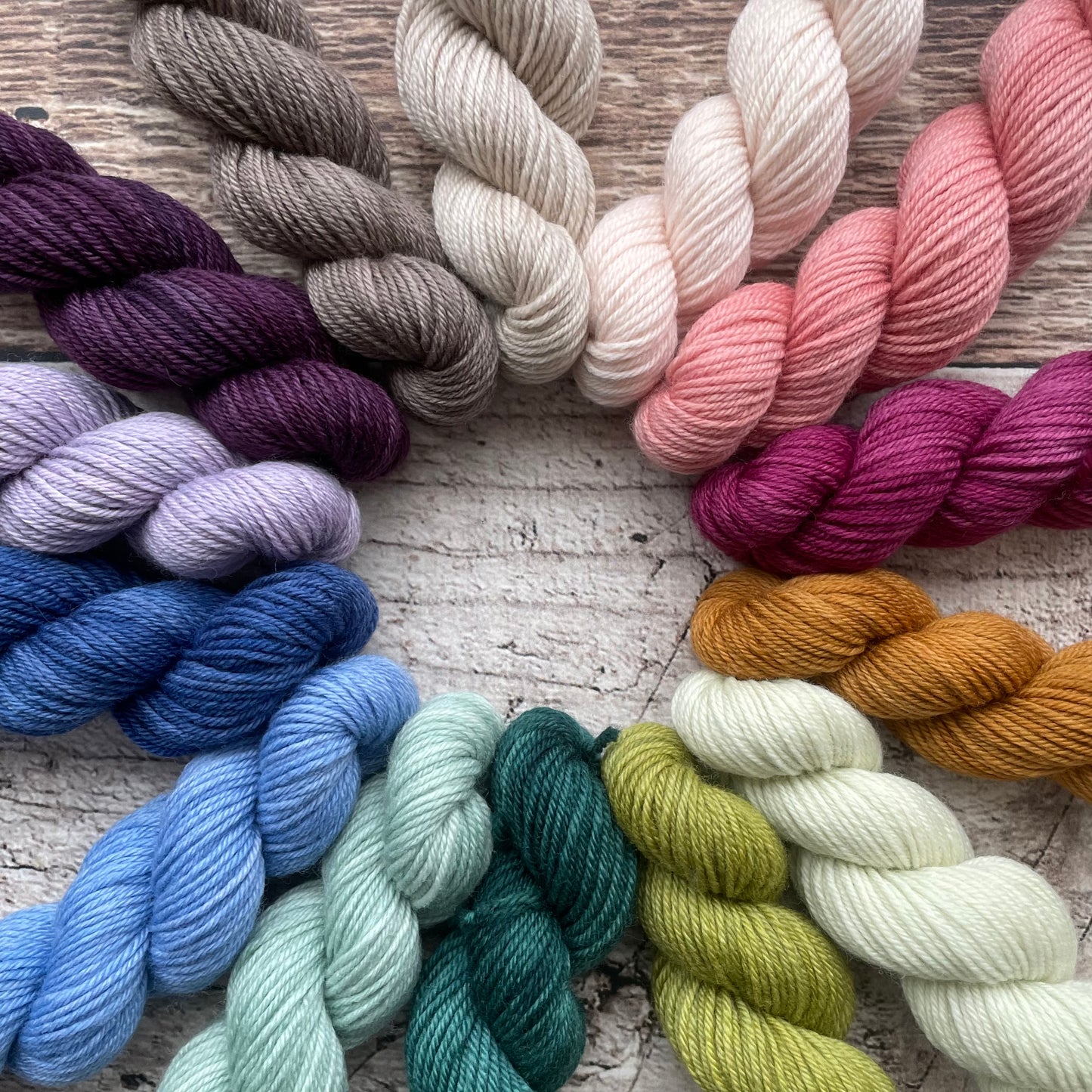 Cottage Fingering Mini Skein